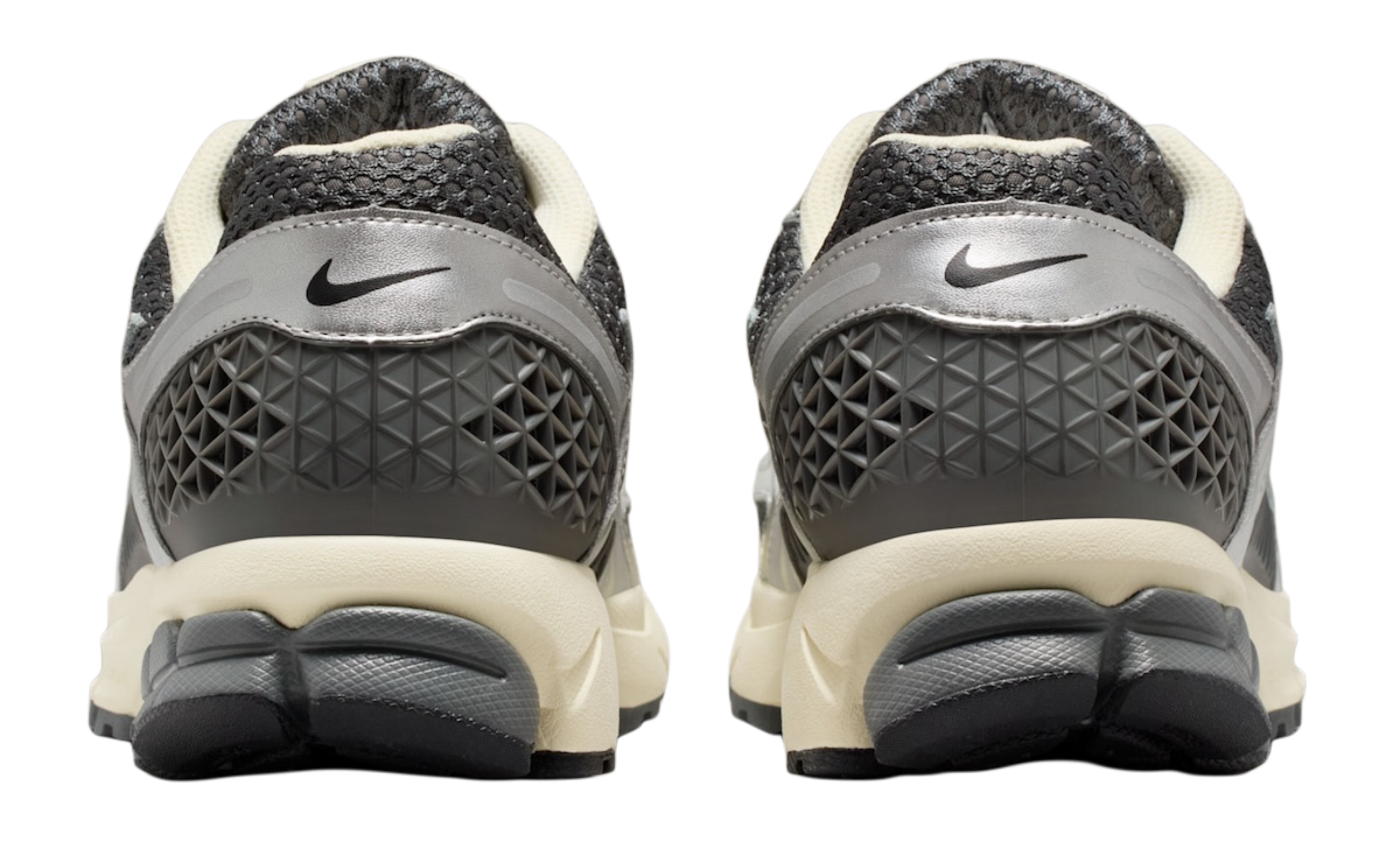Nike Zoom Vomero 5 - Metallic Silver