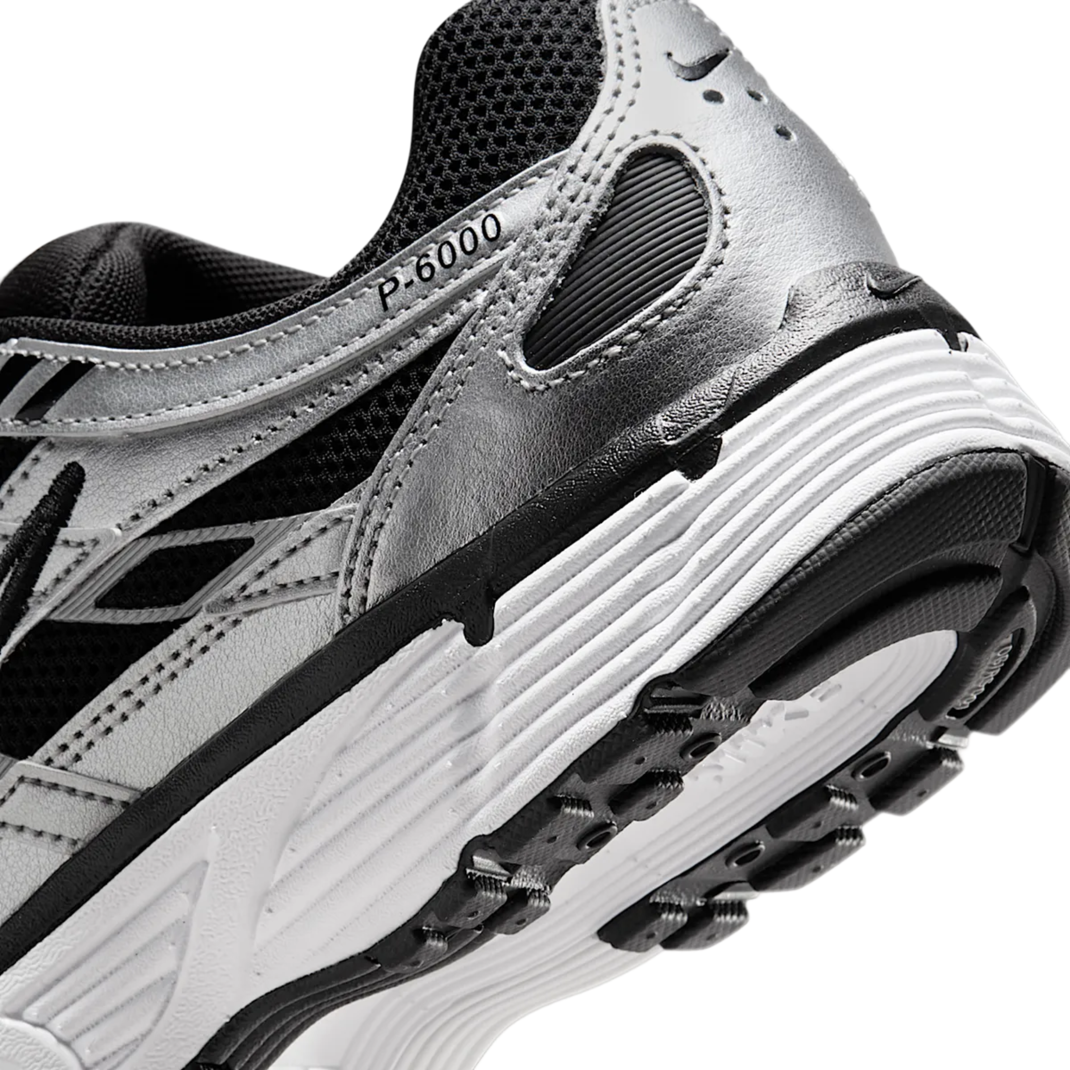 Nike P-6000 - Metallic Silver
