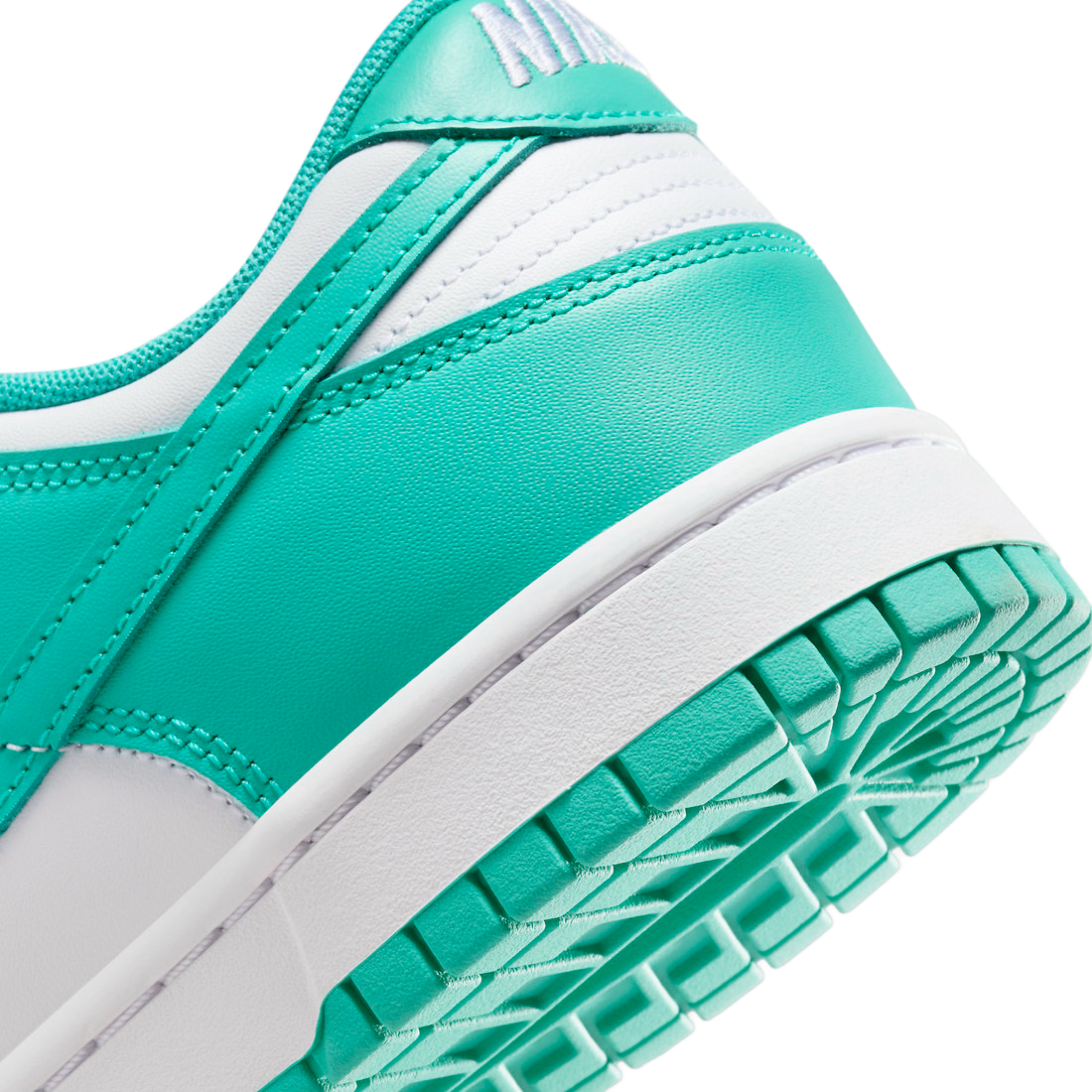 Nike Dunk Low - Clear Jade